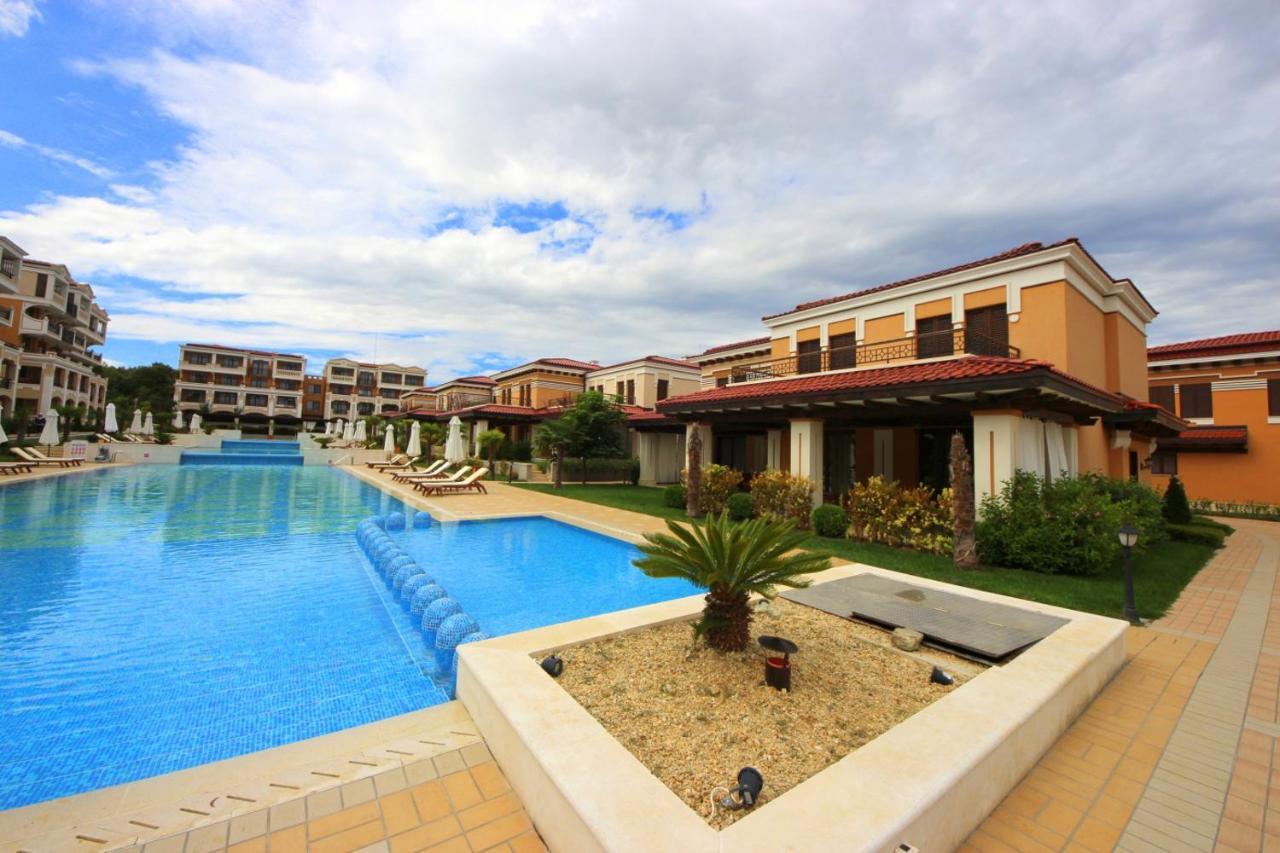Green Life Beach Resort Apartment Sozopol Exterior photo